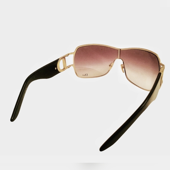 RARE VINTAGE Dior Sunglasses in beautiful condition with box and dust cloth - Picture 3 of 5